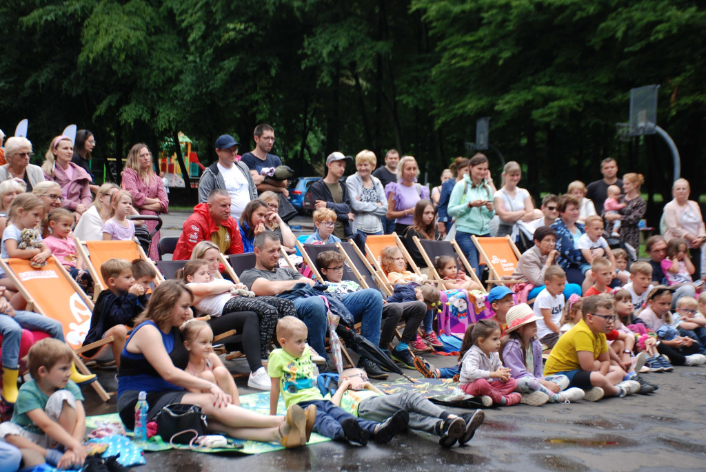 Teatralne Parkowanie. Niespasowani na początek