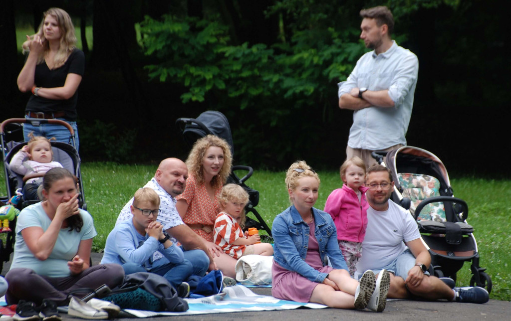 Teatralne Parkowanie. Niespasowani na początek