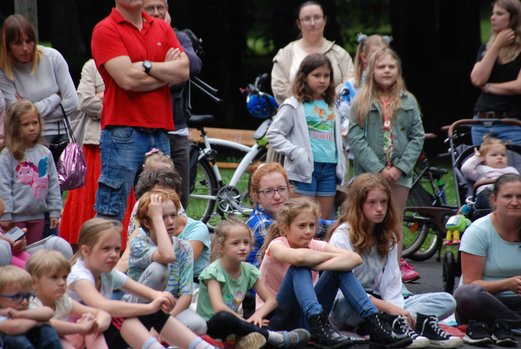 Teatralne Parkowanie. Niespasowani na początek
