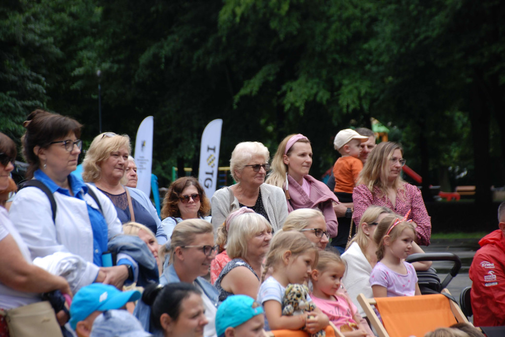 Teatralne Parkowanie. Niespasowani na początek