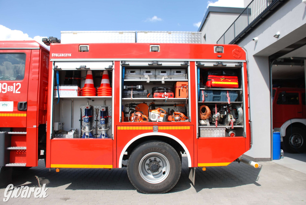 OSP Żyglinek. Remiza jak nowa i dzielne druhny