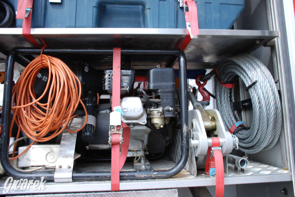 OSP Żyglinek. Remiza jak nowa i dzielne druhny