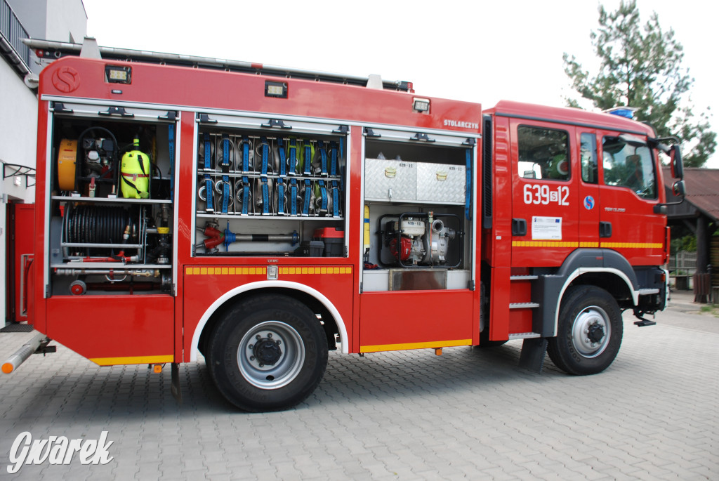 OSP Żyglinek. Remiza jak nowa i dzielne druhny