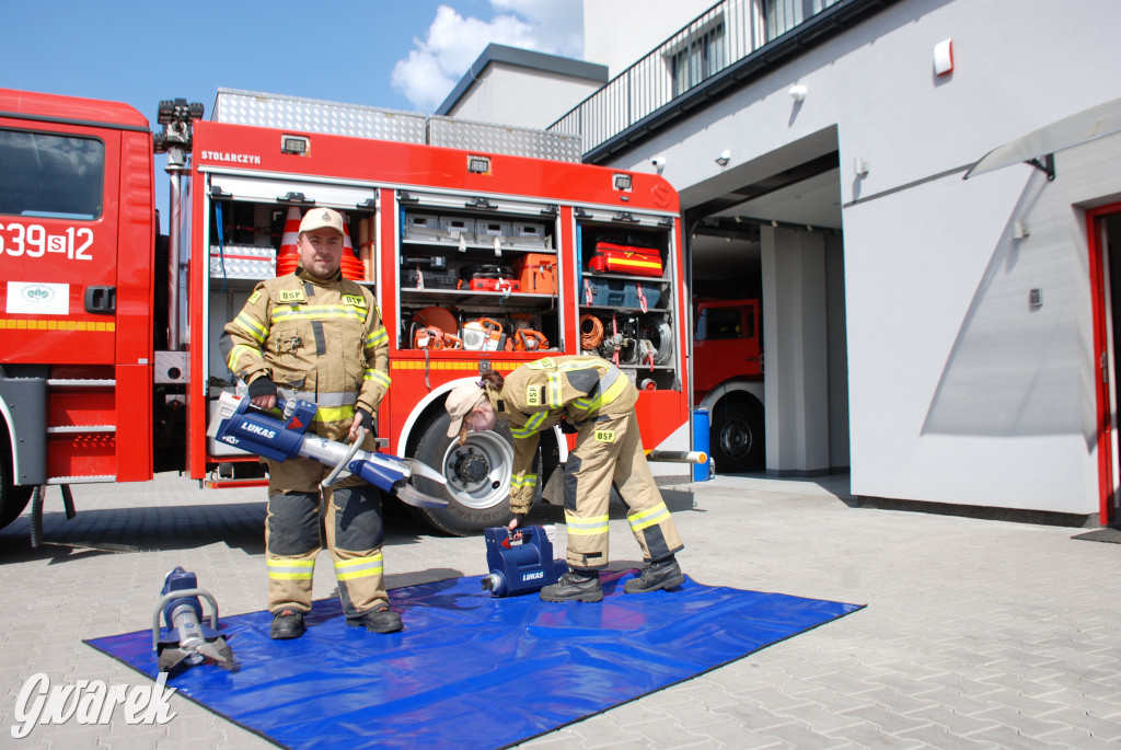 OSP Żyglinek. Remiza jak nowa i dzielne druhny