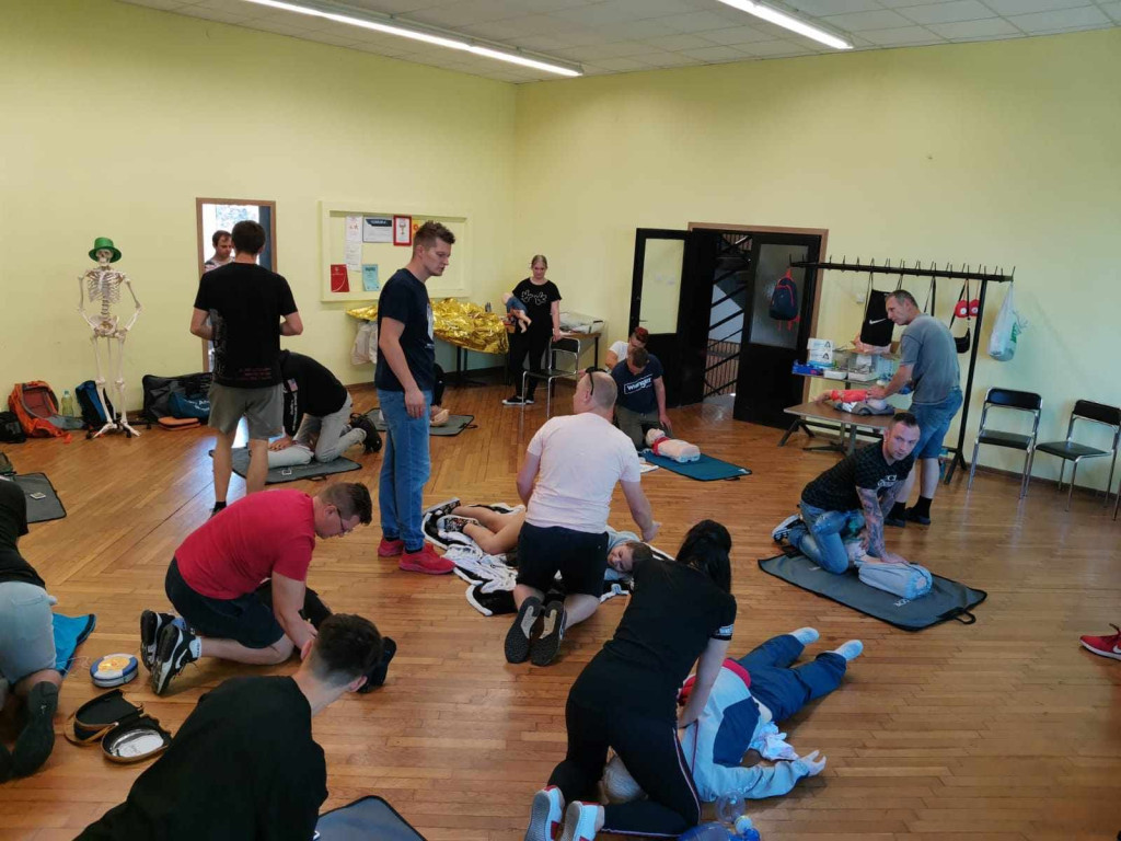 Ukończyli kurs i zdali egzamin