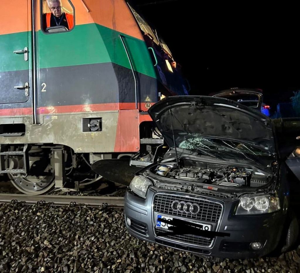 Dwa wypadki na przejeździe. Kierowca pijany