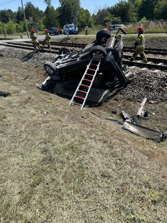 Dwa wypadki na przejeździe. Kierowca pijany