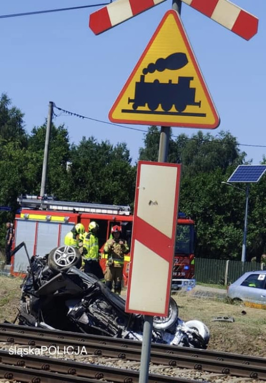 Dwa wypadki na przejeździe. Kierowca pijany