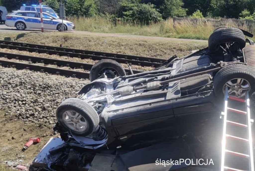 Dwa wypadki na przejeździe. Kierowca pijany