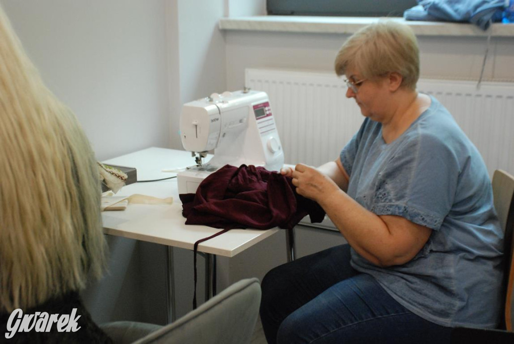 Międzynarodowa obsada, próby w TCK