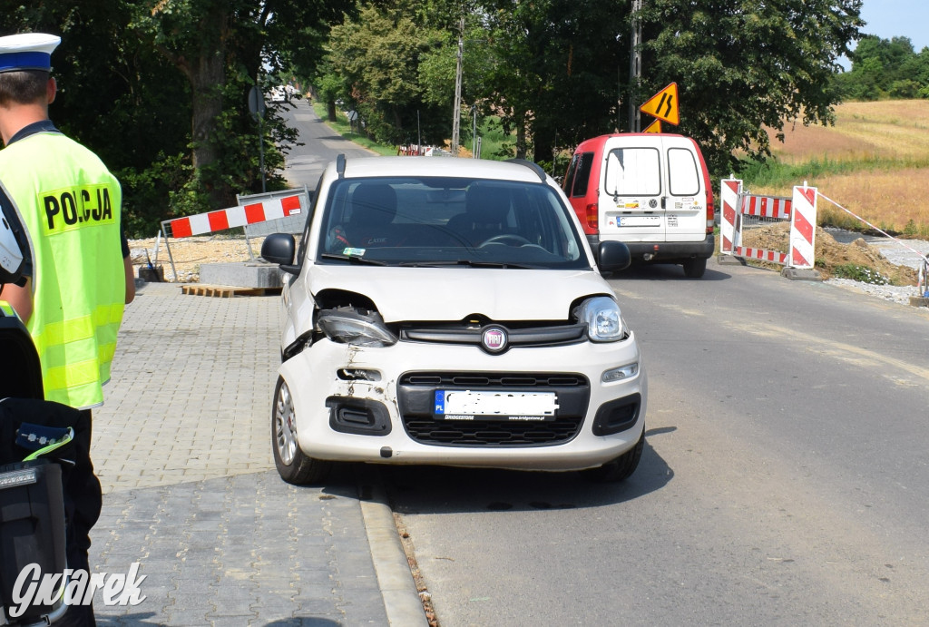 Tarnowskie Góry. Zderzenie auta i pociągu