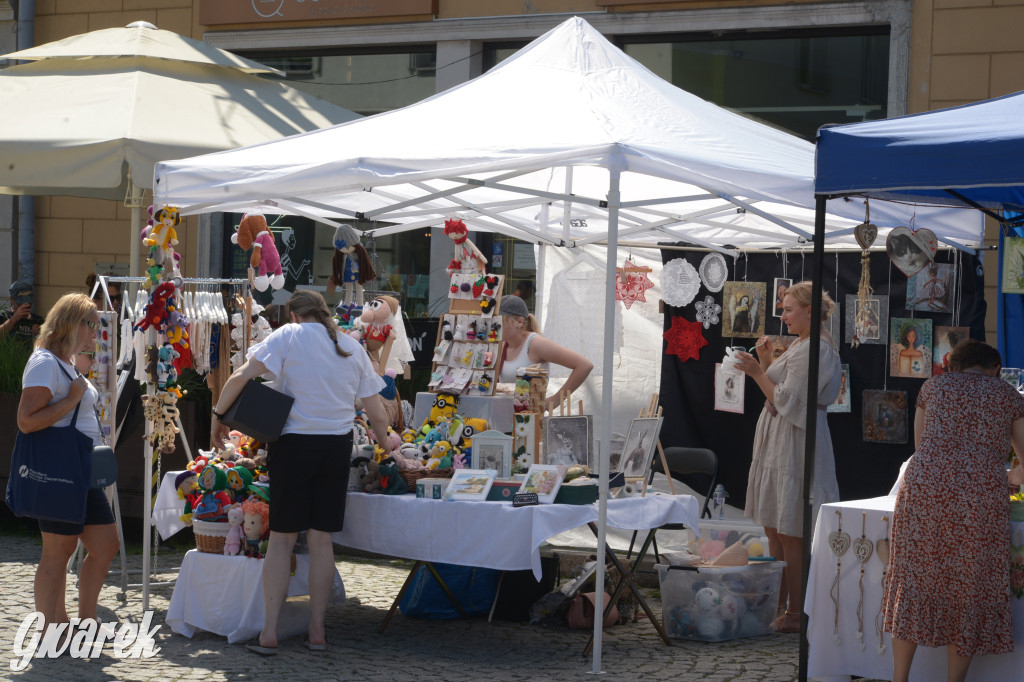 Rynek. Barbórka w środku lata. Jarmark rękodzieła