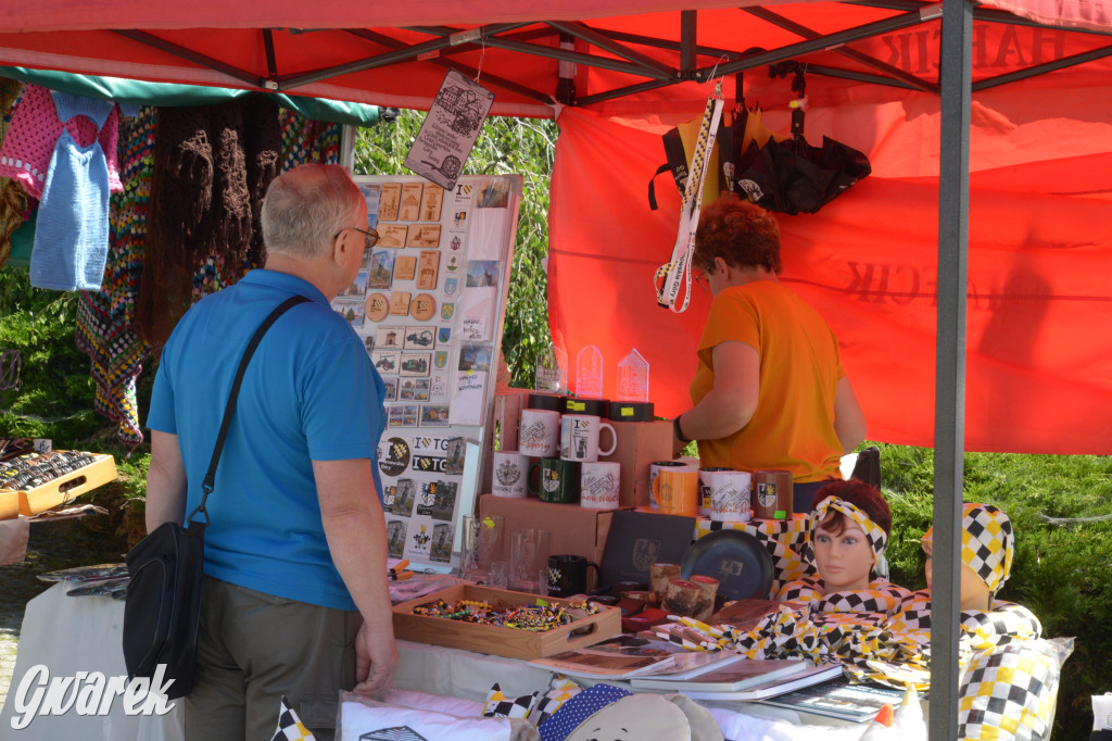 Rynek. Barbórka w środku lata. Jarmark rękodzieła
