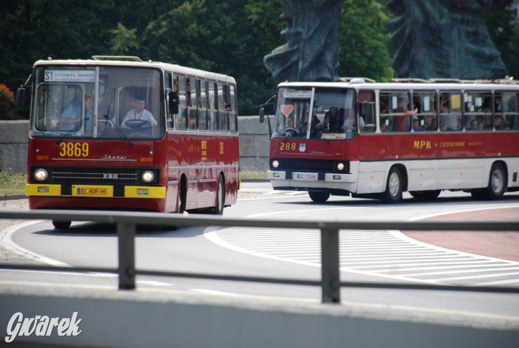 Ikarusy wyjechały na ulice Katowic