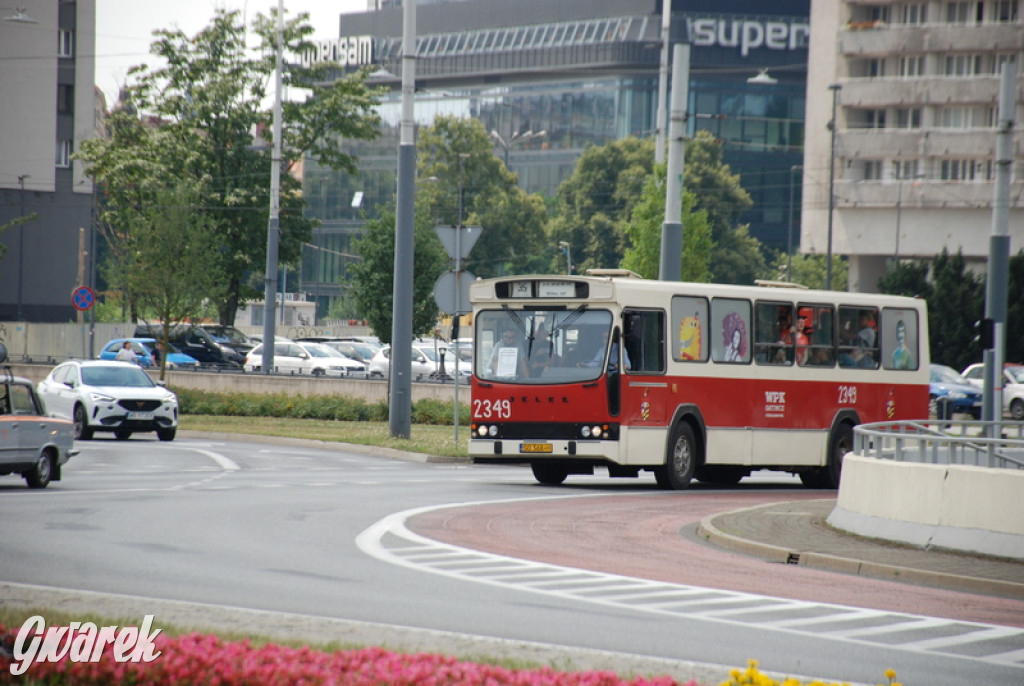 Ikarusy wyjechały na ulice Katowic