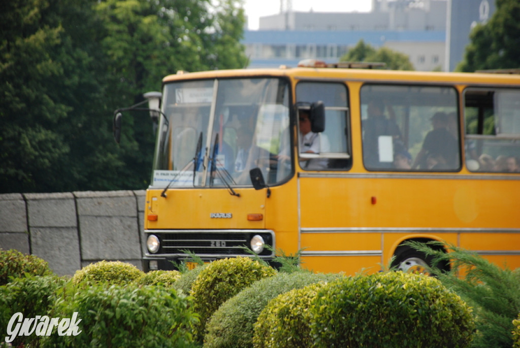 Ikarusy wyjechały na ulice Katowic
