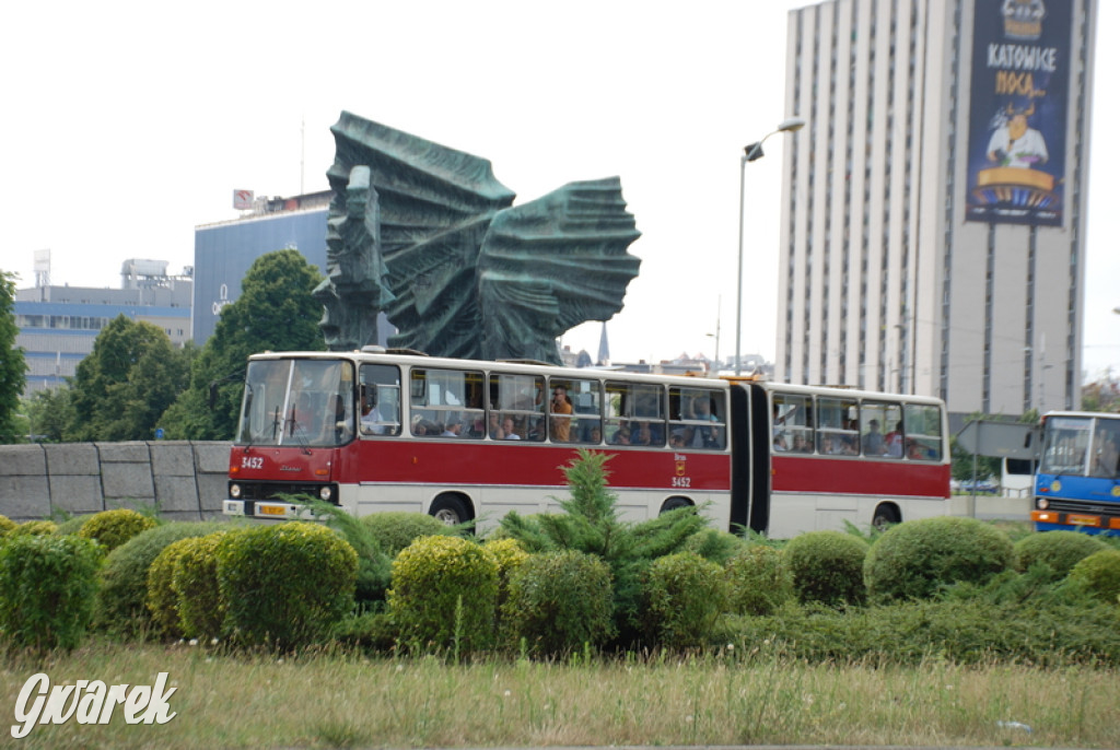 Ikarusy wyjechały na ulice Katowic