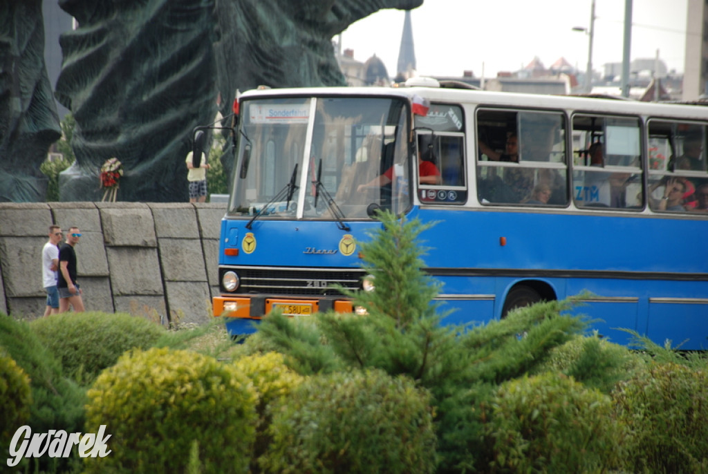 Ikarusy wyjechały na ulice Katowic