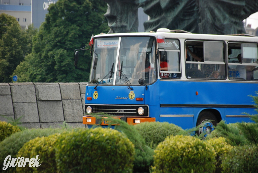 Ikarusy wyjechały na ulice Katowic