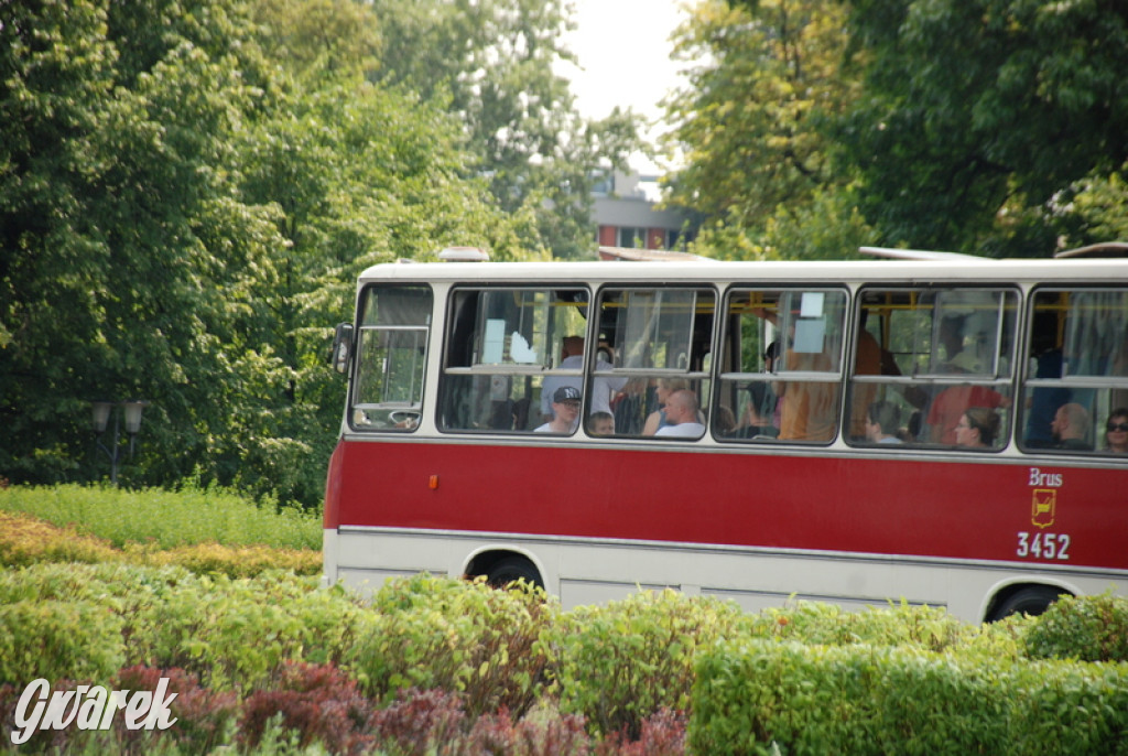 Ikarusy wyjechały na ulice Katowic