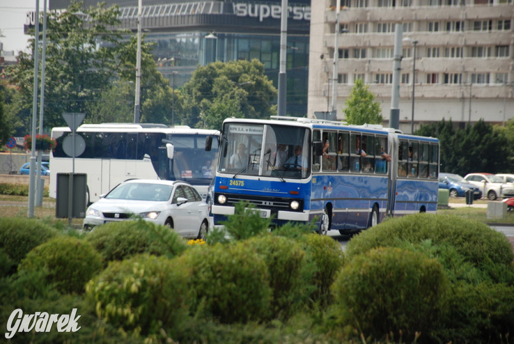 Ikarusy wyjechały na ulice Katowic