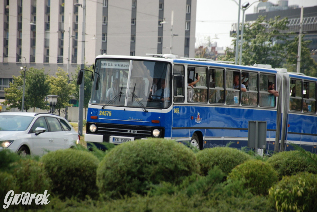 Ikarusy wyjechały na ulice Katowic