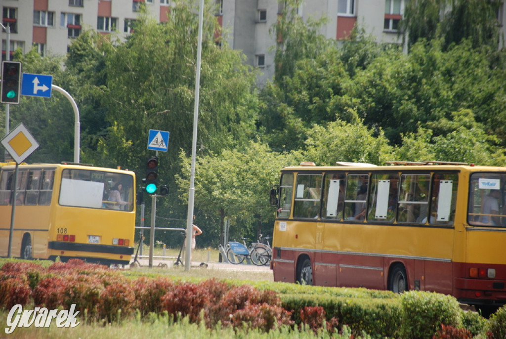 Ikarusy wyjechały na ulice Katowic