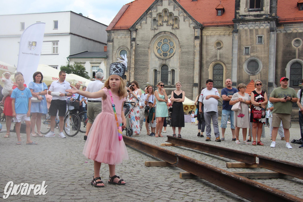 Koncert na 100 pyrlików i orkiestra z Miasteczka