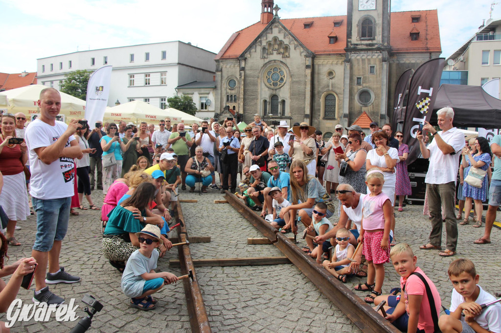 Koncert na 100 pyrlików i orkiestra z Miasteczka