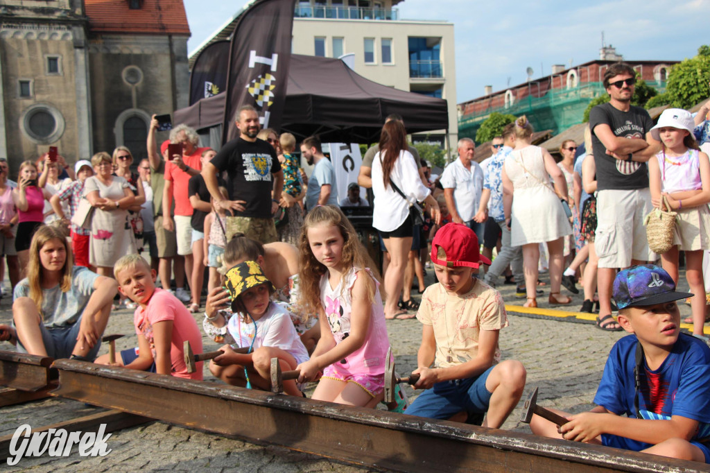 Tarnowskie Góry. Upalna Barbórka na rynku [FOTO]