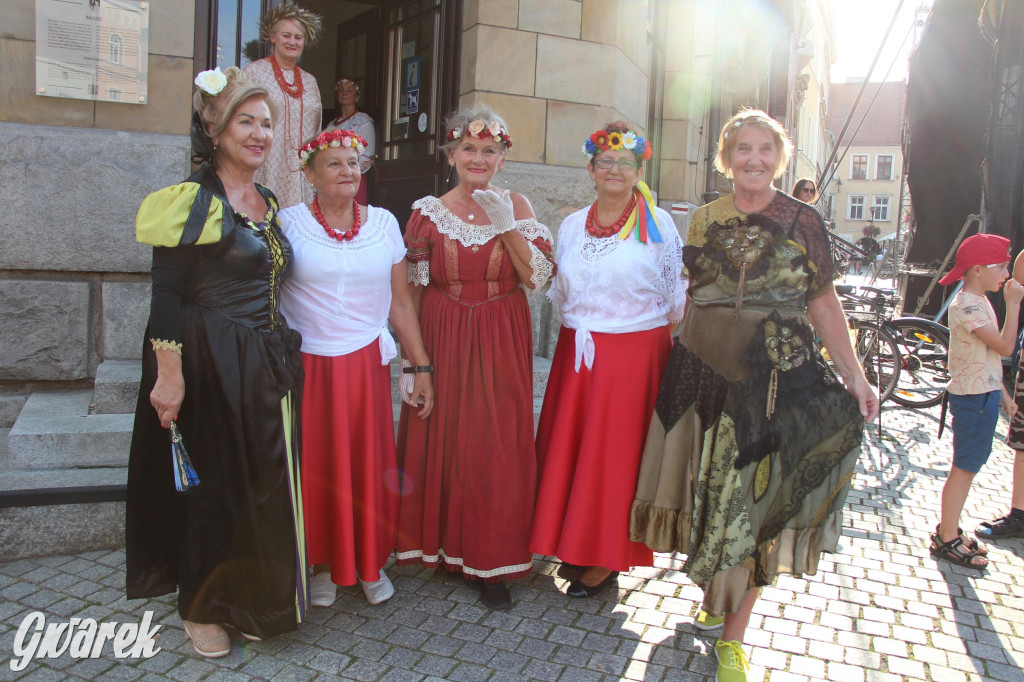 Tarnowskie Góry. Upalna Barbórka na rynku [FOTO]