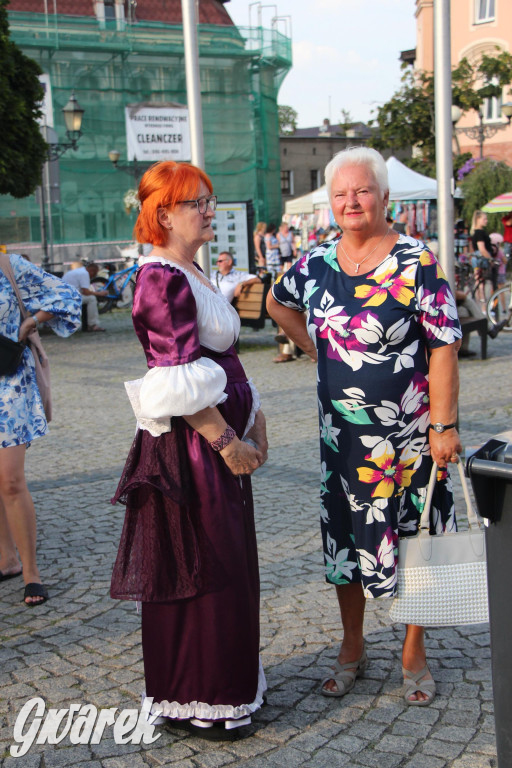 Tarnowskie Góry. Upalna Barbórka na rynku [FOTO]