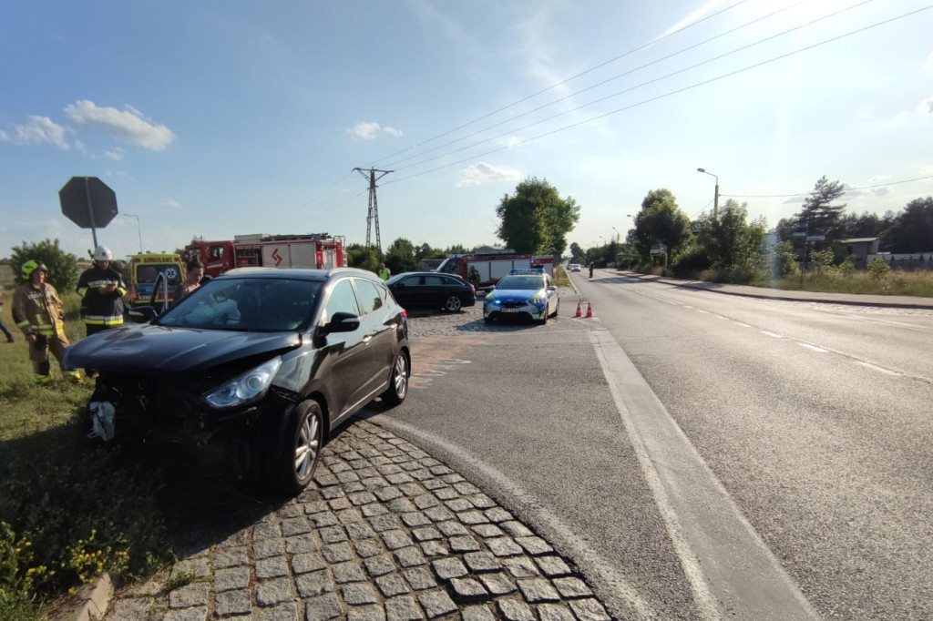 Pechowe skrzyżowanie. Kolejne zderzenie samochodów