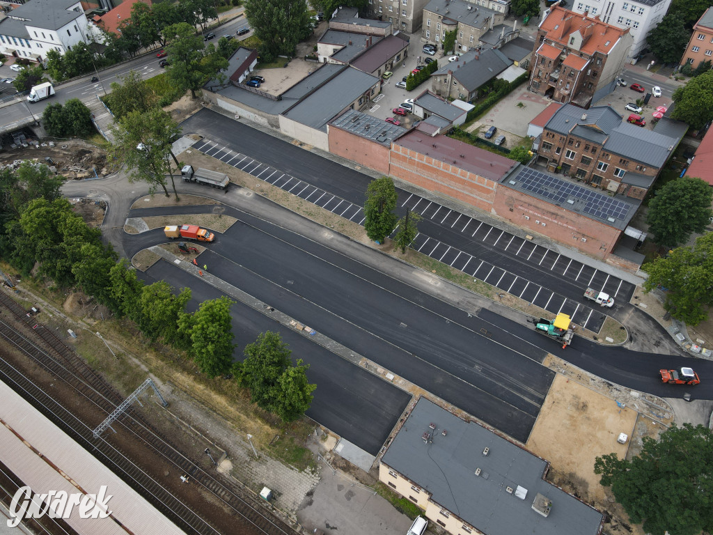 Tarnowskie Góry. Centrum przesiadkowe w budowie