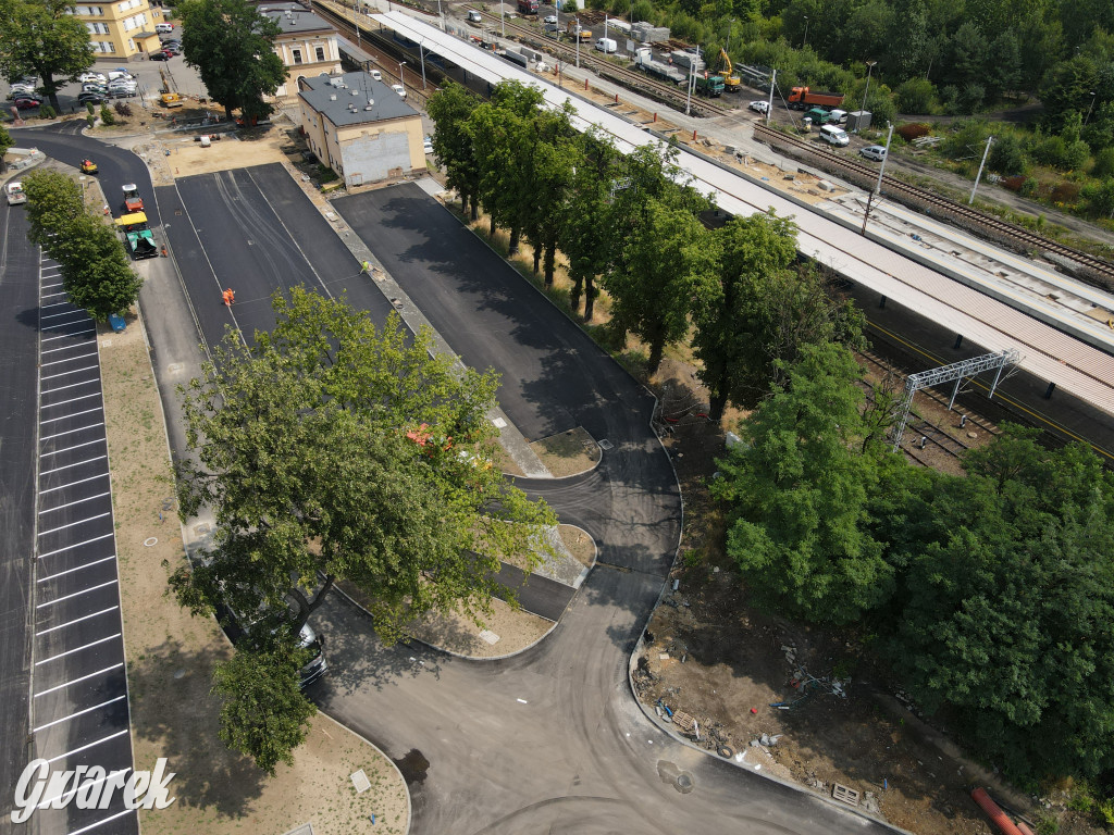 Tarnowskie Góry. Centrum przesiadkowe w budowie