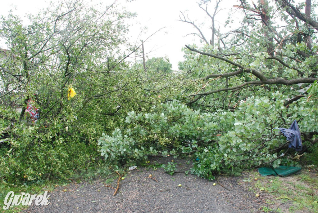 Trąba powietrzna w lublinieckim. Mija 15 lat