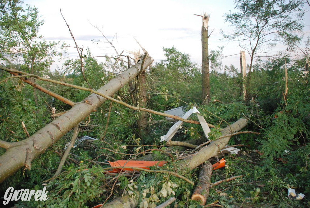 Trąba powietrzna w lublinieckim. Mija 15 lat