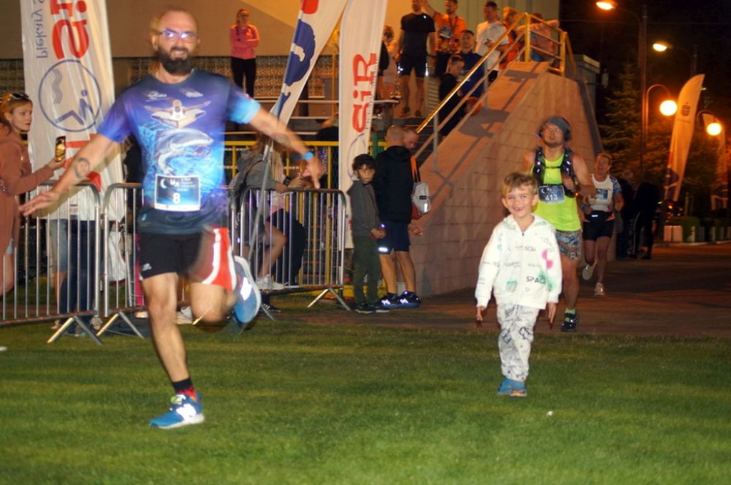 Kilkuset biegaczy na ulicach miasta