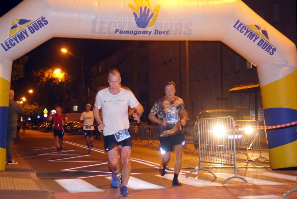 Kilkuset biegaczy na ulicach miasta