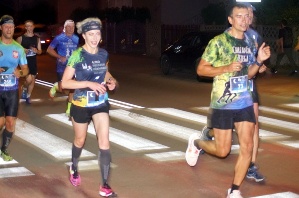 Kilkuset biegaczy na ulicach miasta