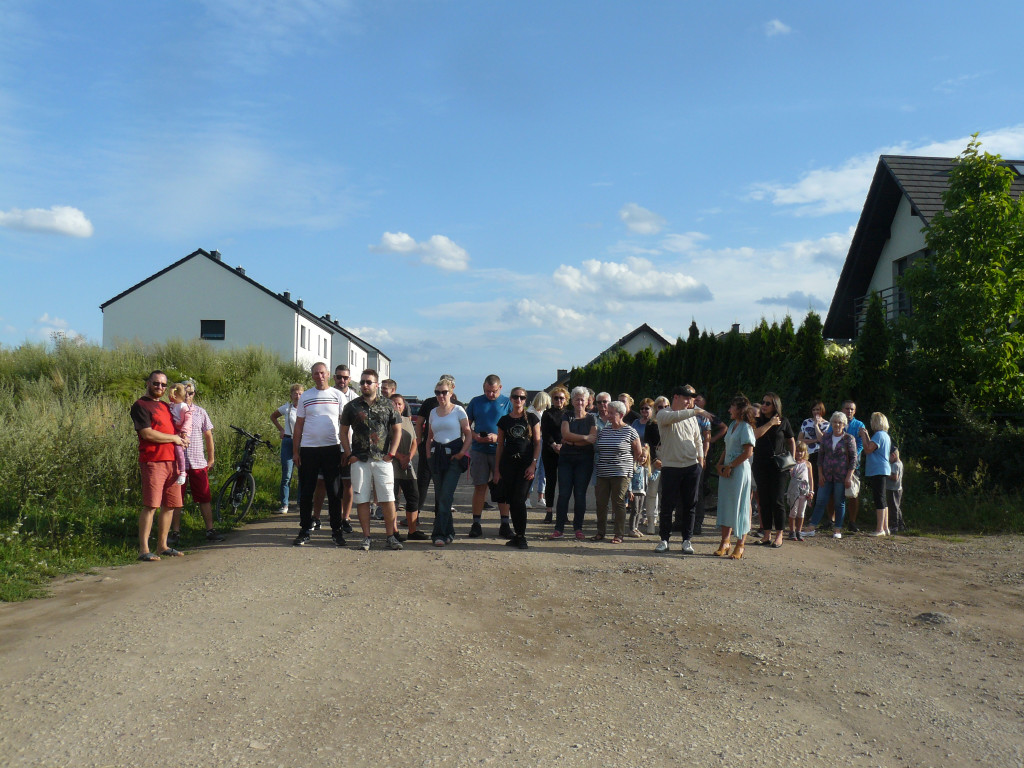 Nakło Śląskie. Mieszkańcy walczą z plagą much