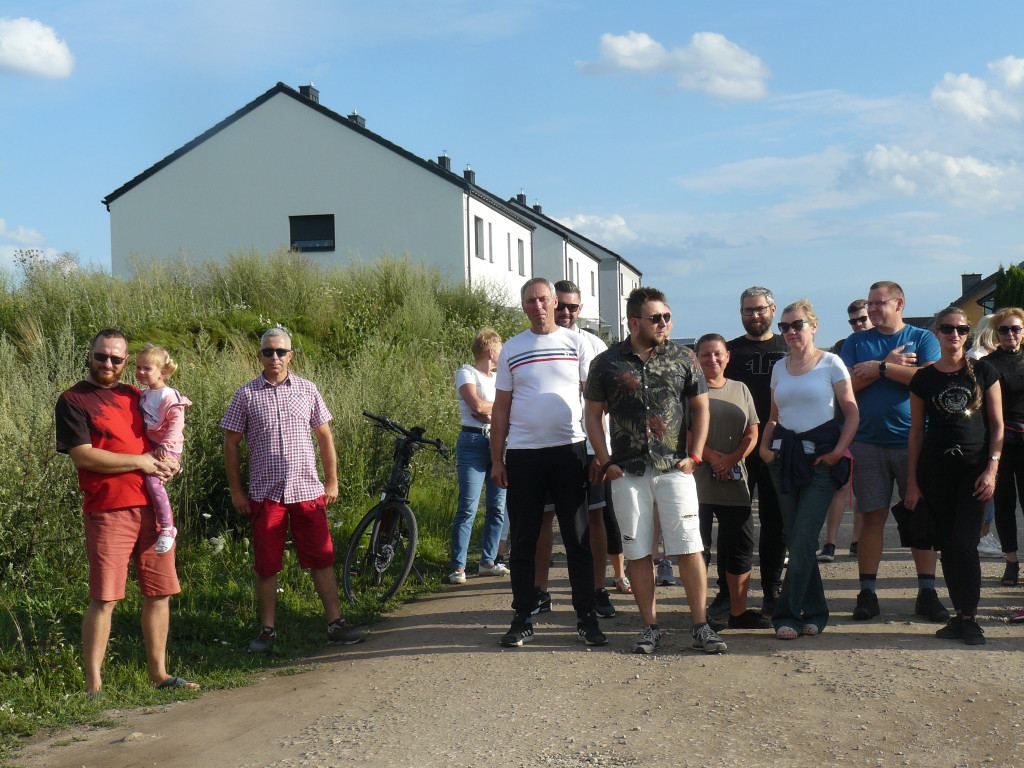 Nakło Śląskie. Mieszkańcy walczą z plagą much