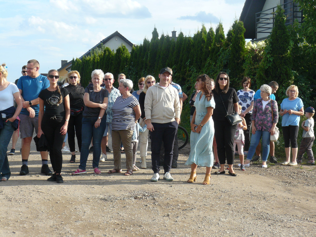 Nakło Śląskie. Mieszkańcy walczą z plagą much