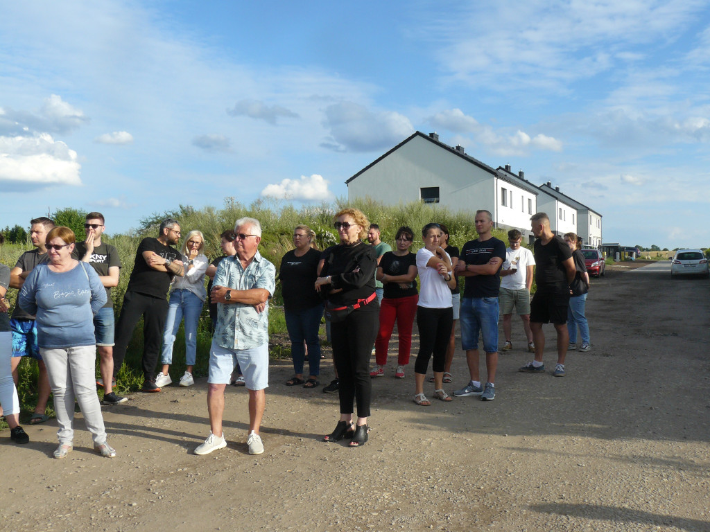 Nakło Śląskie. Mieszkańcy walczą z plagą much