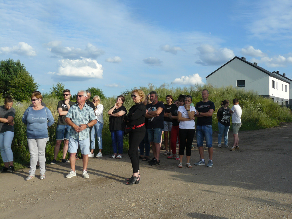 Nakło Śląskie. Mieszkańcy walczą z plagą much