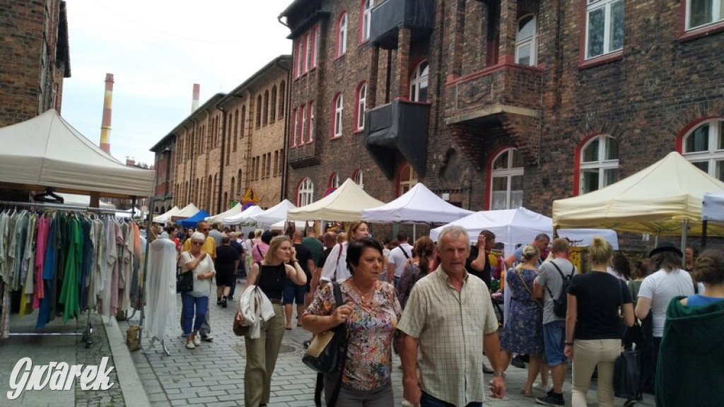 Zatłoczony Nikisz, bo to przecież Jarmark u Babci Anny [FOTO]