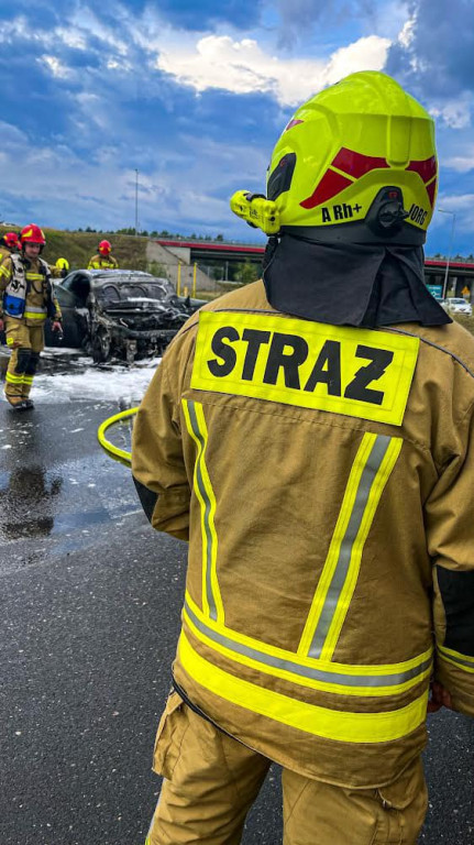 Trzy pożary w dwa dni. Na drodze i w polu