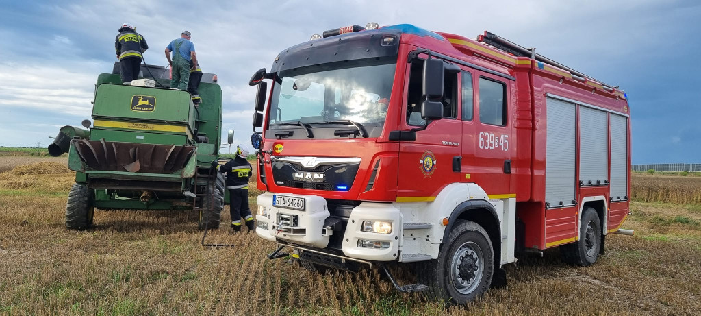 Trzy pożary w dwa dni. Na drodze i w polu