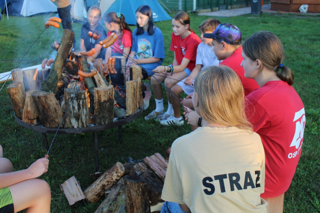 Młodzieżowa drużyna OSP pod namiotami [ZDJĘCIA]