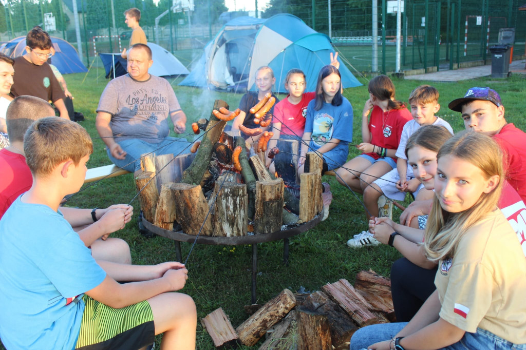 Młodzieżowa drużyna OSP pod namiotami [ZDJĘCIA]